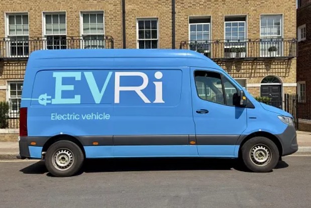 Do Evri Deliver on Bank Holidays
