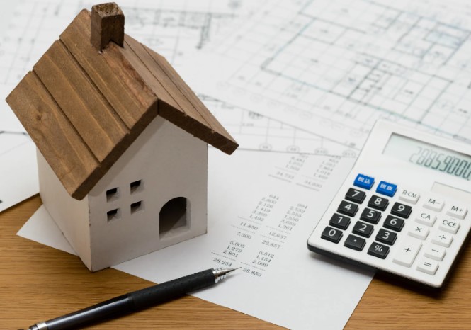 How Much Universal Credit Will I Get If I Earn £2,000 a Month Without Housing Costs