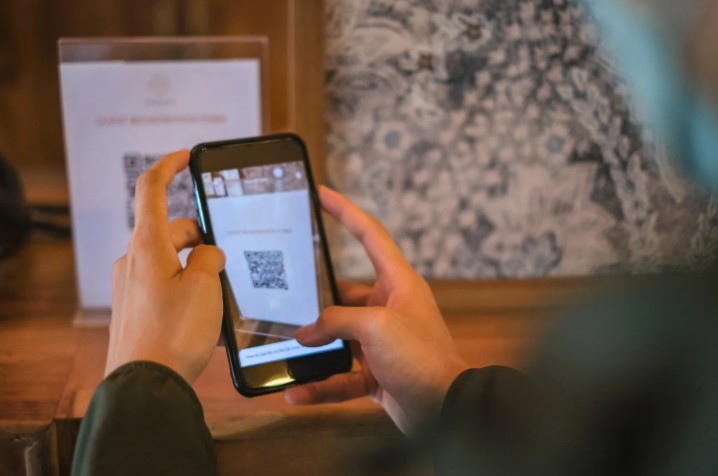 Do You Need a QR Code Scanner App
